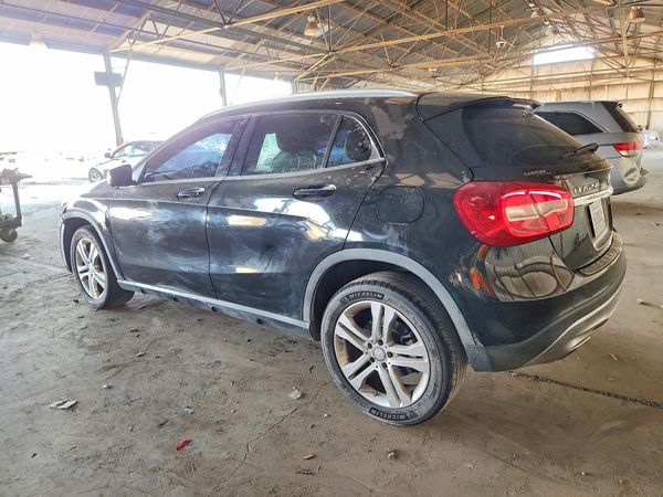 2016 MERCEDES-BENZ GLA