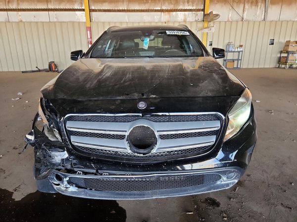 2016 MERCEDES-BENZ GLA