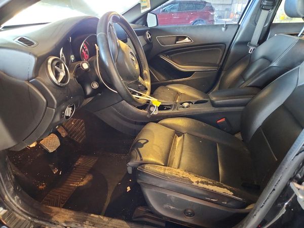 2016 MERCEDES-BENZ GLA