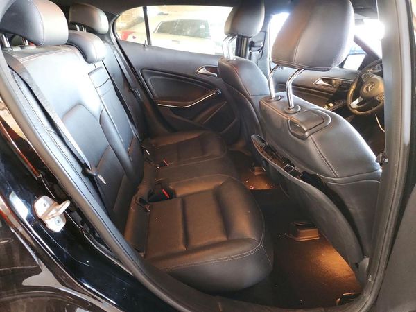 2016 MERCEDES-BENZ GLA