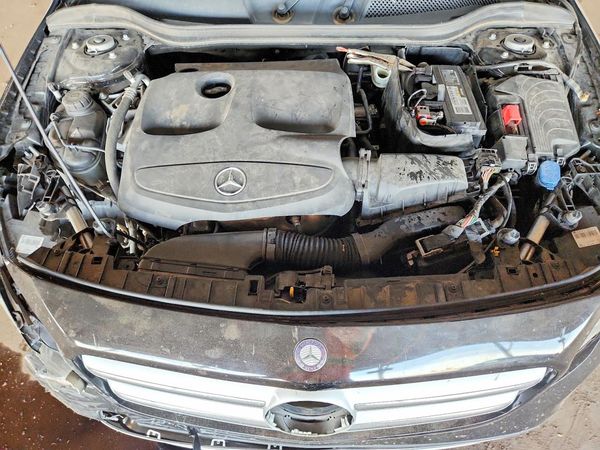 2016 MERCEDES-BENZ GLA