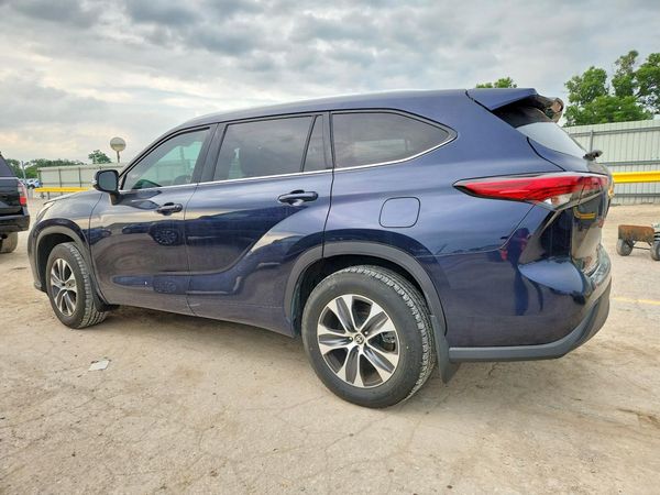 2020 TOYOTA HIGHLANDER XLE