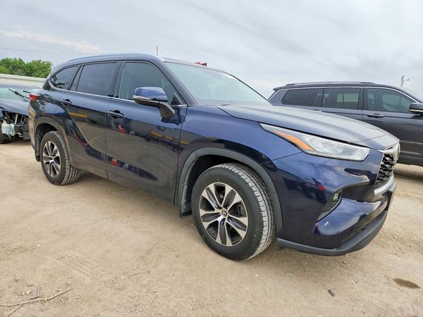 2020 TOYOTA HIGHLANDER XLE