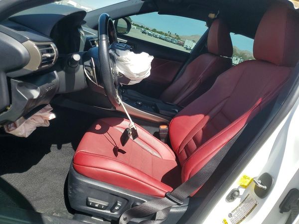 2016 LEXUS IS 200t