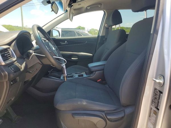 2018 KIA SORENTO L, LX