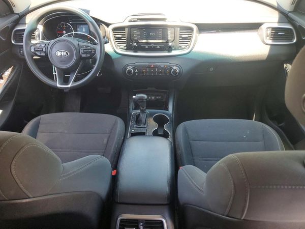 2018 KIA SORENTO L, LX
