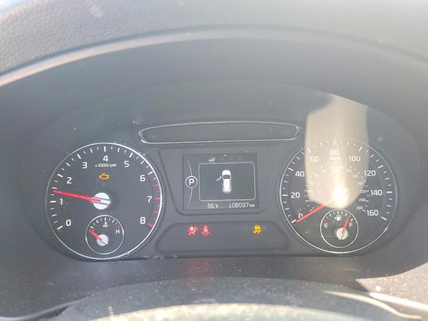 2018 KIA SORENTO L, LX