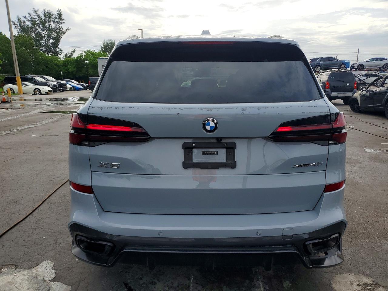 2025 BMW X5