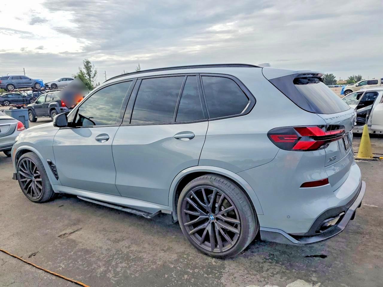 2025 BMW X5
