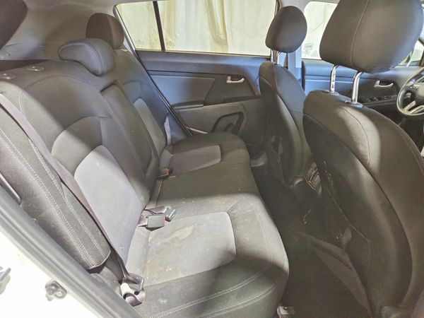 2016 KIA SPORTAGE LX w/Popular Pkg