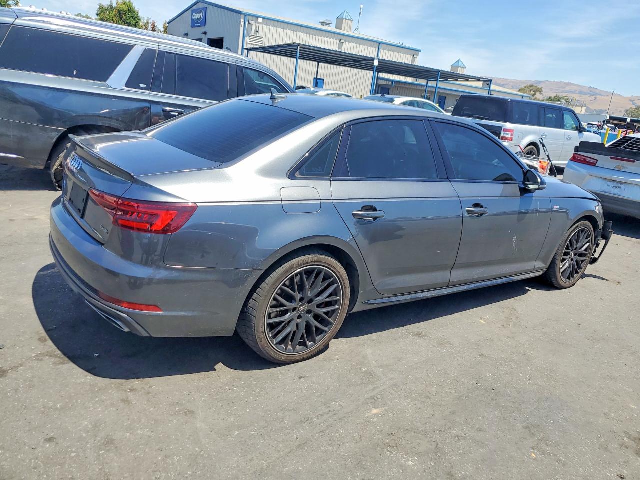 2019 AUDI A4 quattro Premium Plus