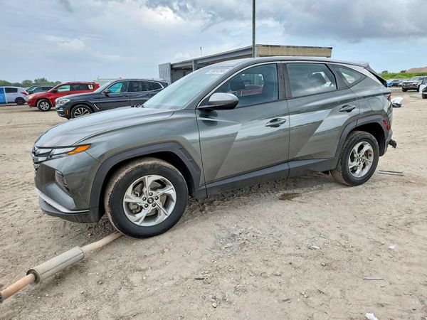 2023 HYUNDAI TUCSON SE