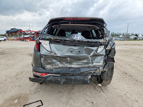 2023 HYUNDAI TUCSON SE