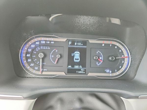 2023 HYUNDAI TUCSON SE