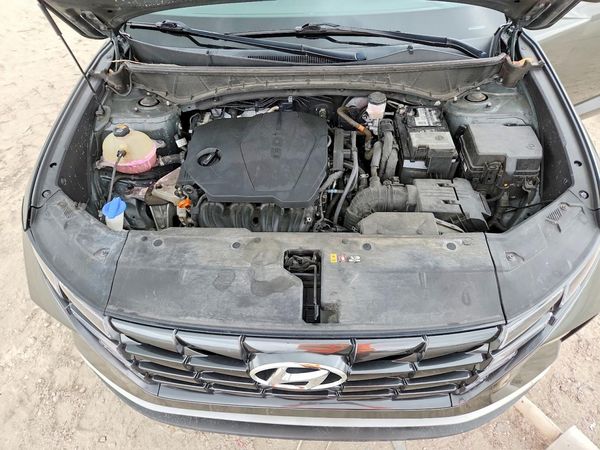 2023 HYUNDAI TUCSON SE