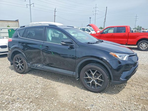 2017 TOYOTA RAV4 SE