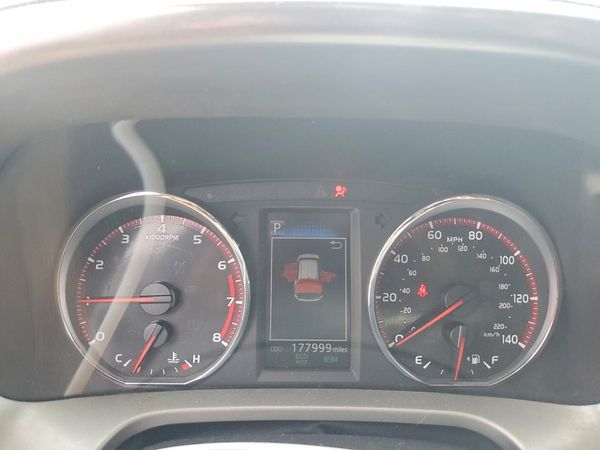 2017 TOYOTA RAV4 SE