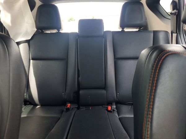 2017 TOYOTA RAV4 SE