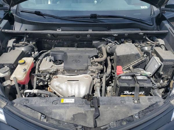 2017 TOYOTA RAV4 SE