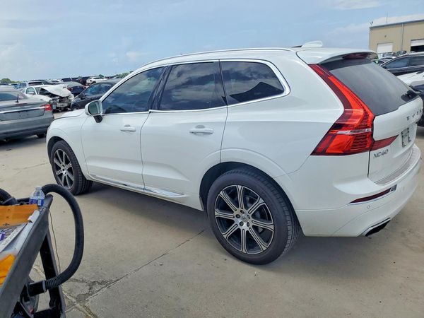 2021 VOLVO XC60 Inscription