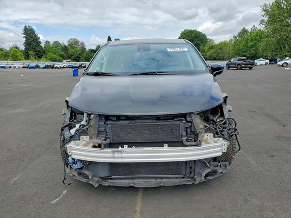 2024 CHRYSLER PACIFICA Select
