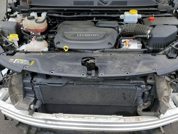 2024 CHRYSLER PACIFICA Select