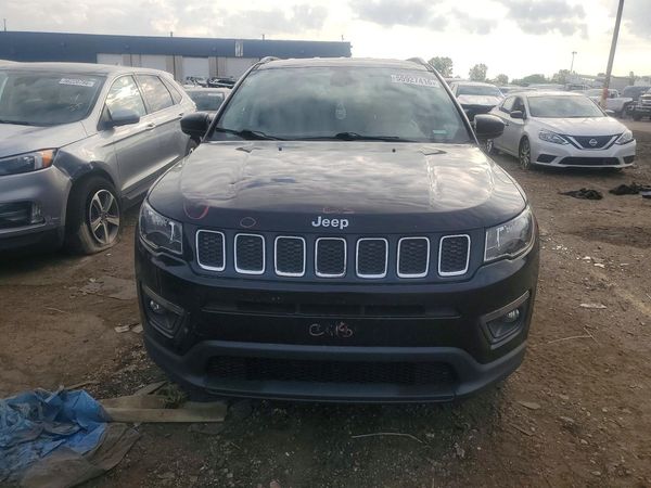 2018 JEEP COMPASS LATITUDE 4X2