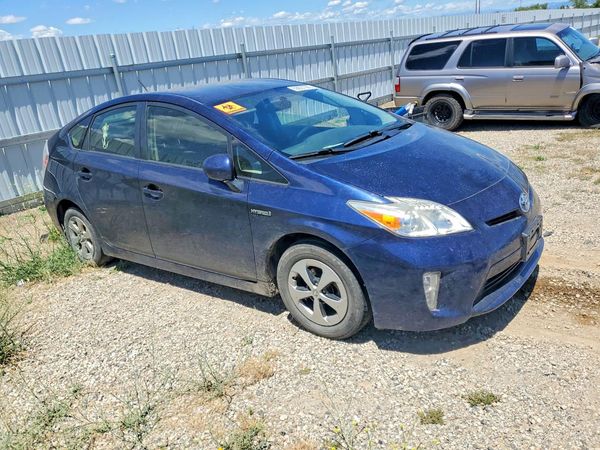 2014 TOYOTA PRIUS