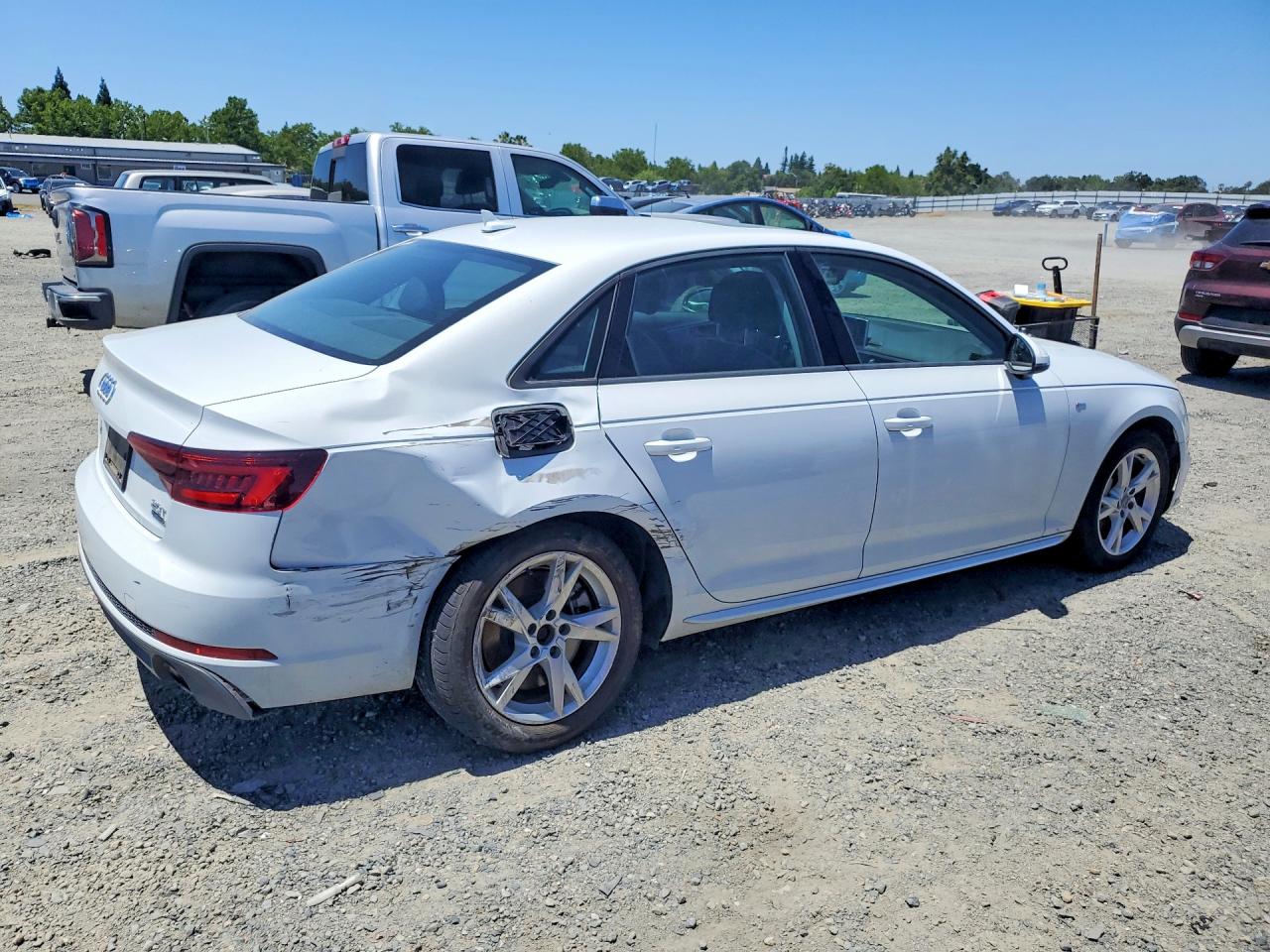 2018 AUDI A4 quattro Premium
