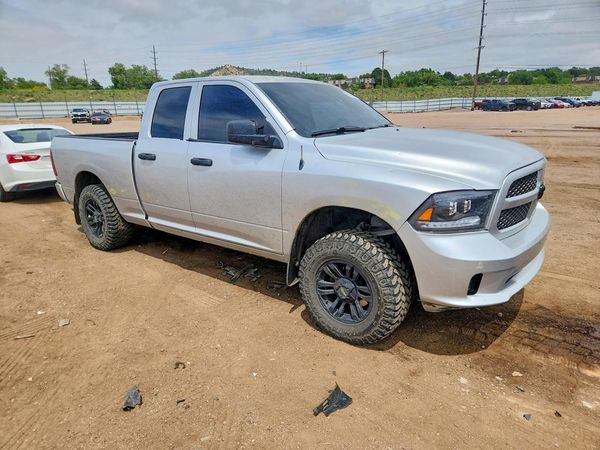 2015 RAM 1500 ST