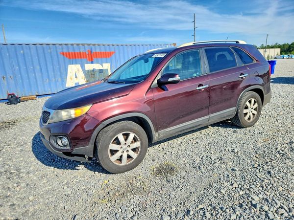 2013 KIA SORENTO Base / LX