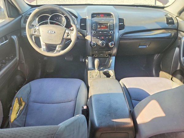 2013 KIA SORENTO Base / LX
