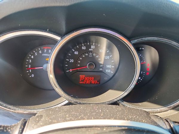 2013 KIA SORENTO Base / LX