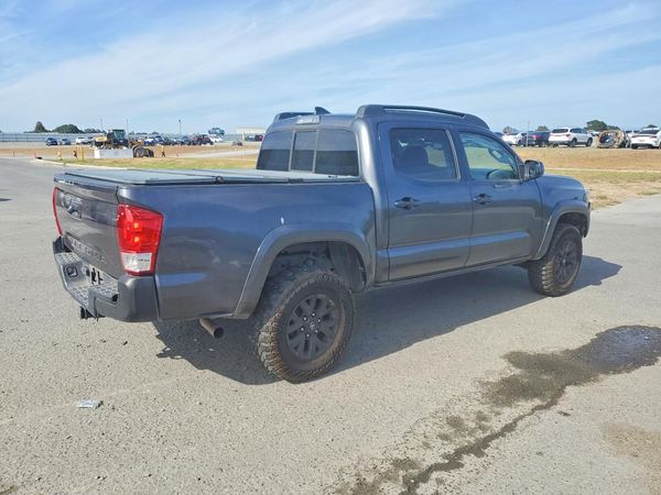 2016 TOYOTA TACOMA