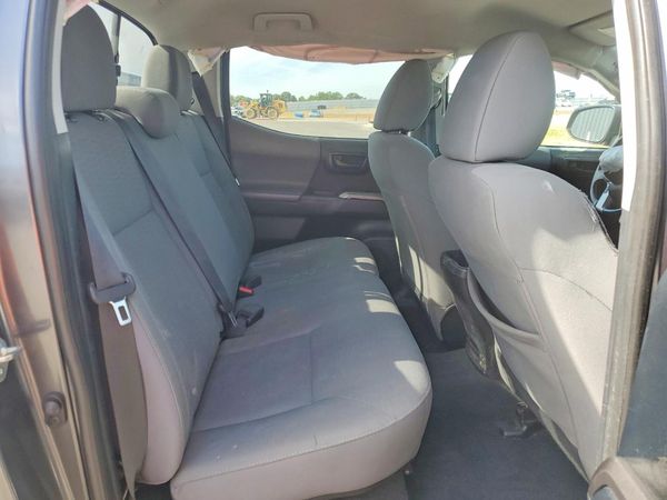 2016 TOYOTA TACOMA