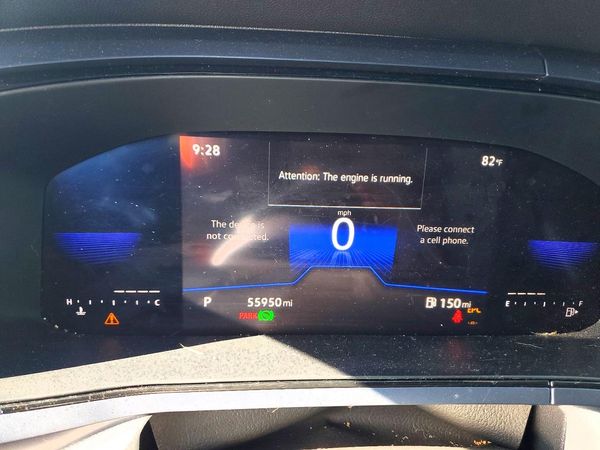 2023 VOLKSWAGEN TAOS SE w/Sunroof Pkg.
