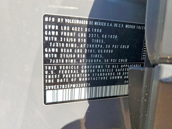 2023 VOLKSWAGEN TAOS SE w/Sunroof Pkg.
