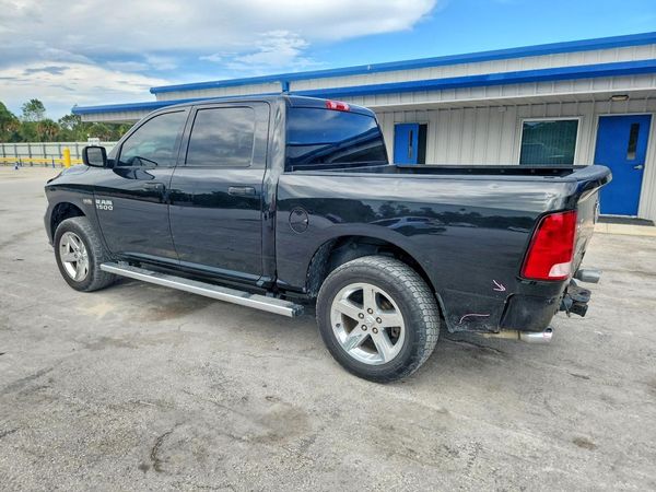 2015 RAM 1500 ST