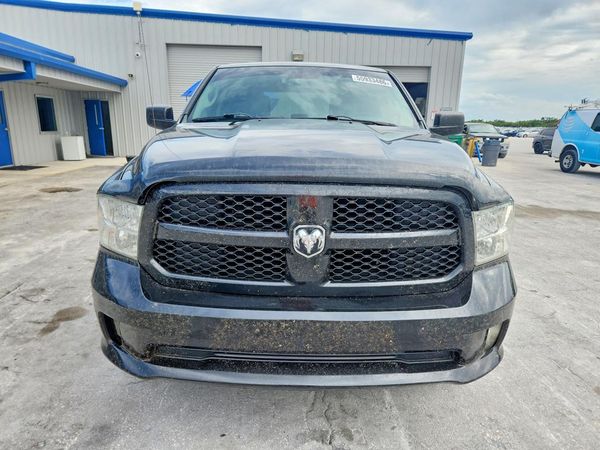 2015 RAM 1500 ST
