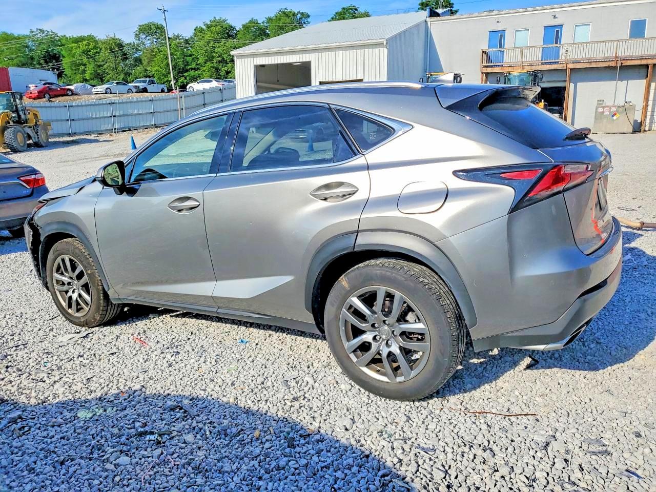 2015 LEXUS NX 200t Luxury