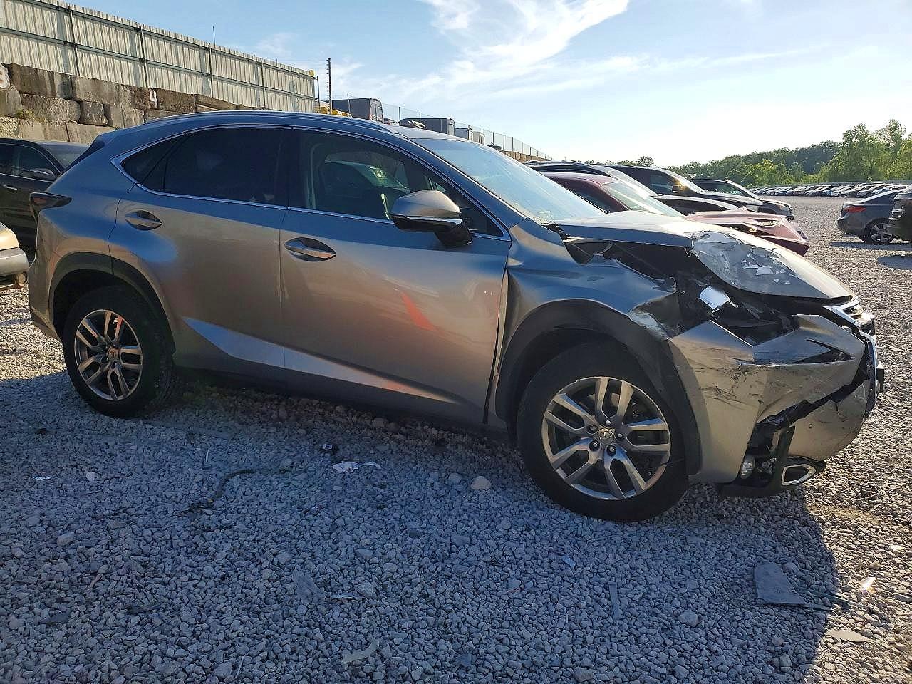 2015 LEXUS NX 200t Luxury