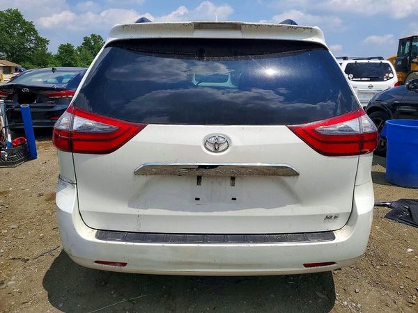 2020 TOYOTA SIENNA