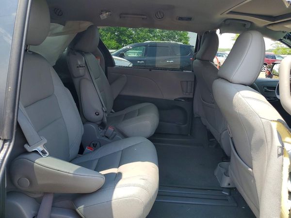 2020 TOYOTA SIENNA