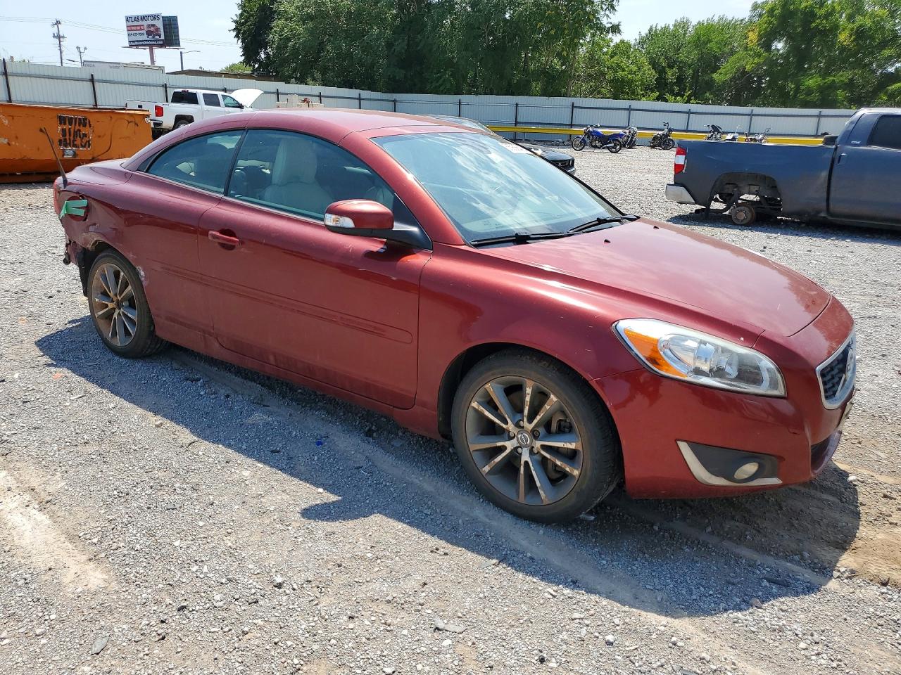 2013 VOLVO C70