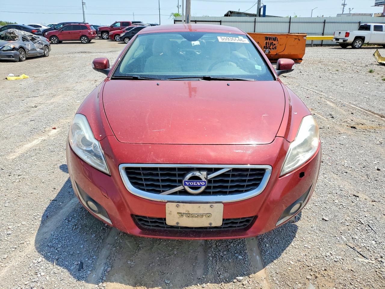 2013 VOLVO C70