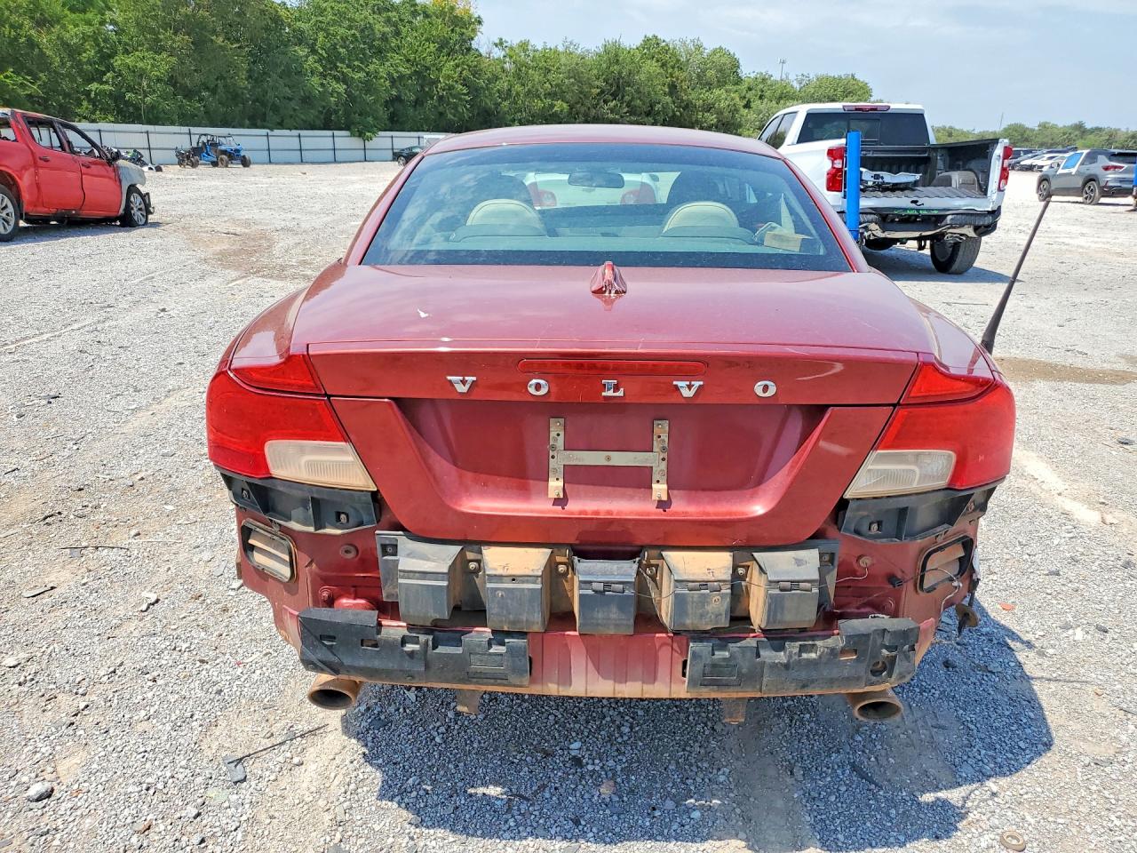 2013 VOLVO C70