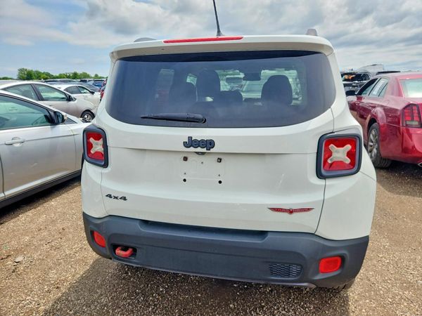 2015 JEEP RENEGADE TRAILHAWK 4X4