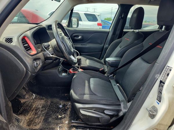 2015 JEEP RENEGADE TRAILHAWK 4X4