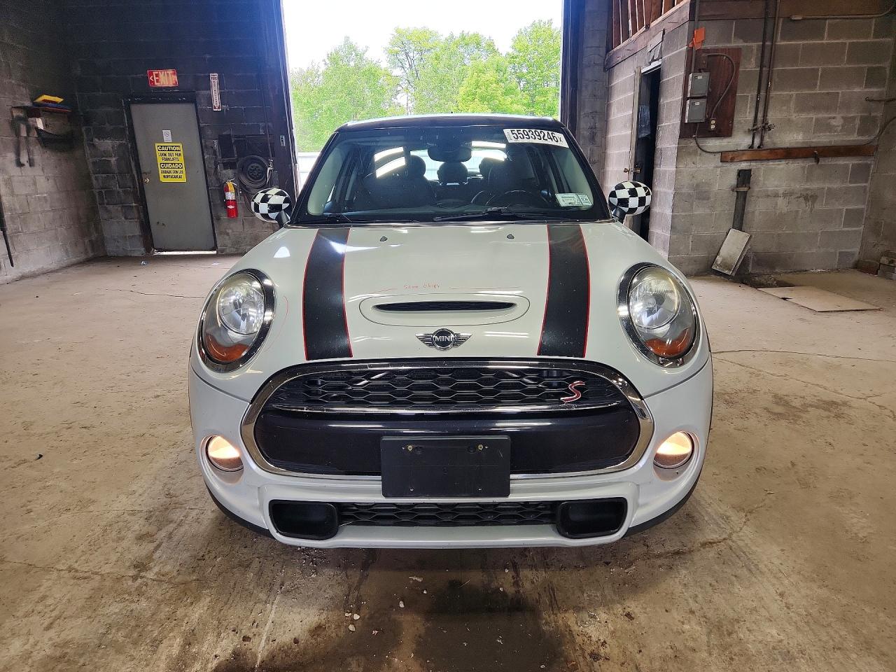 2015 MINI COOPER