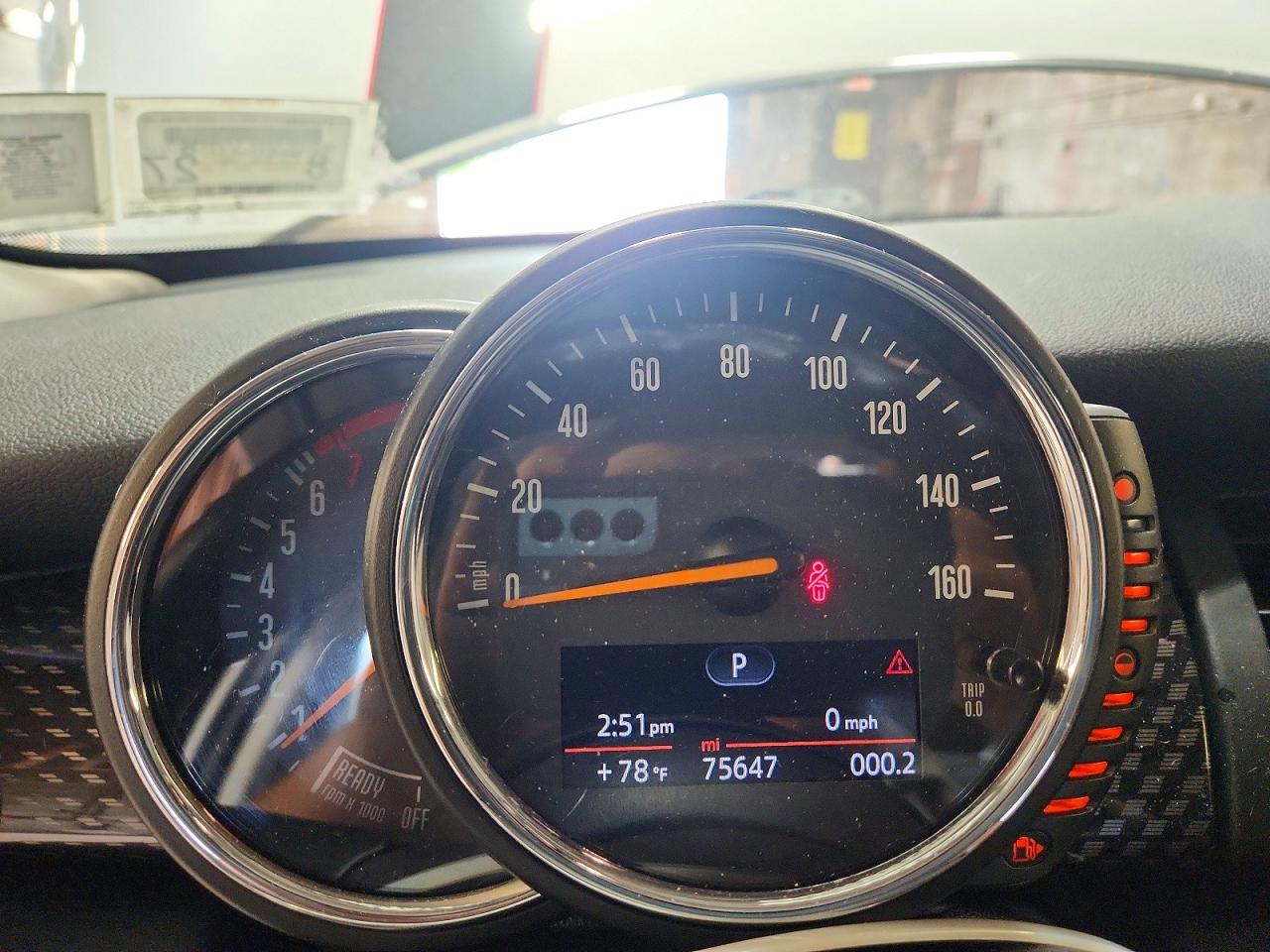 2015 MINI COOPER
